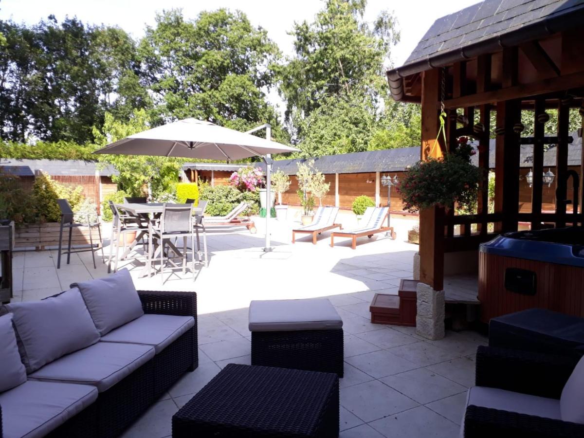 Bed and Breakfast Le Jardin Des Roses Gerponville Exterior foto