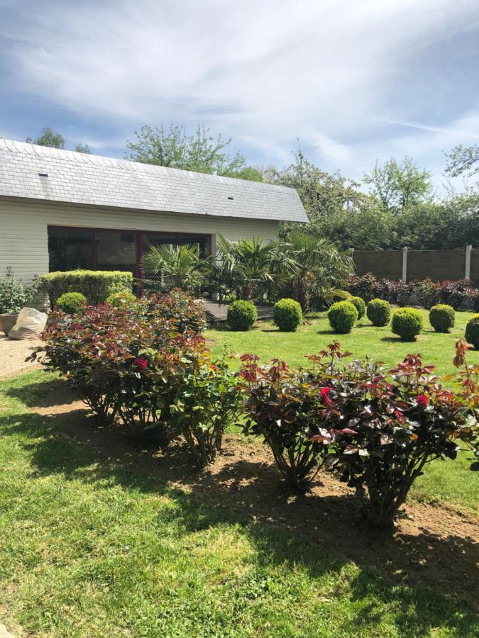 Bed and Breakfast Le Jardin Des Roses Gerponville Exterior foto