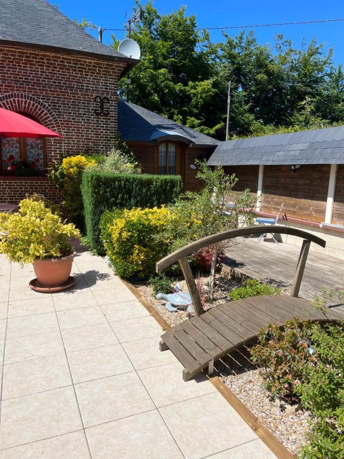 Bed and Breakfast Le Jardin Des Roses Gerponville Exterior foto